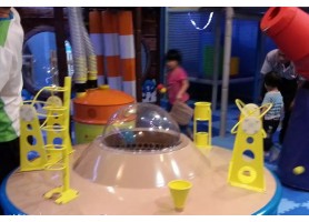 The most Fun Play Items on Indoor Jungle Gym