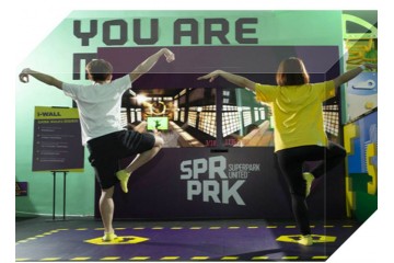 Interactive Game - Wall Coming Interactive Game - Wall Coming