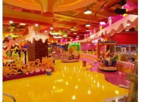 Is criticism necessary in indoor play structures