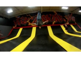 How to Put Together a Round Trampoline How to Put Together a Round Trampoline