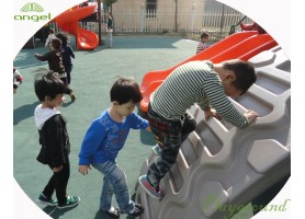 Instruction of Children outdoor play equipment