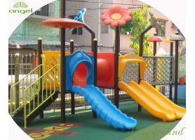 Kids outdoor play equipment in Switzerland and Germany