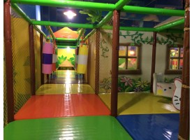 Kids play at indoor playground antwerpen