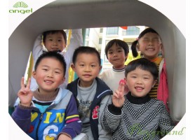 Outdoor Playground Allows Kids to Do the Right Things at the Right Time Outdoor Playground Allows Kids to Do the Right Things at the Right Time