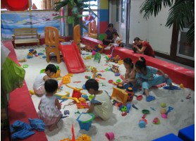 Trampoline Park-A Wonderful Indoor Jungle Gym to Burn out Your Calories Trampoline Park-A Wonderful Indoor Jungle Gym to Burn out Your Calories