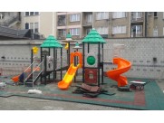 Outdoor playground equipment in Belgium