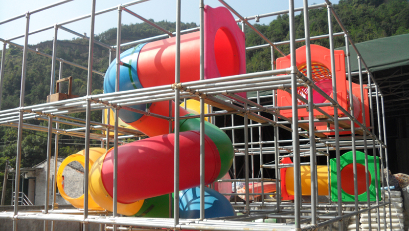 Baby jungle gym in Venezuela