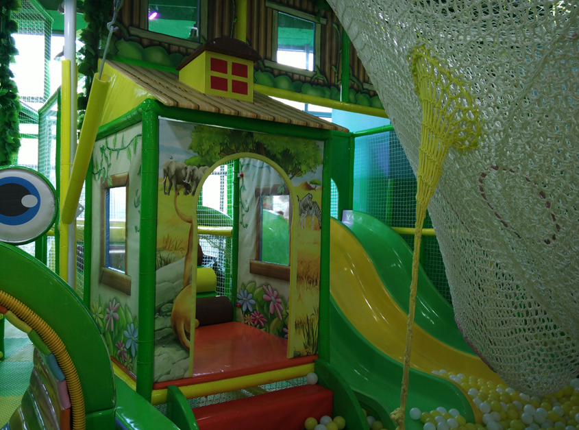 Project of indoor play centre